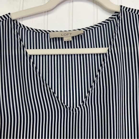 Ann Taylor LOFT Striped Ruffle Sleeve V-Neck Blouse Preppy Navy large - Picture 4 of 13